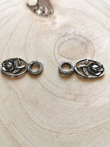 2er Set Miederhaken "Rose" Dirndlhaken altsilber metall Miederösen Rosenmiederösen