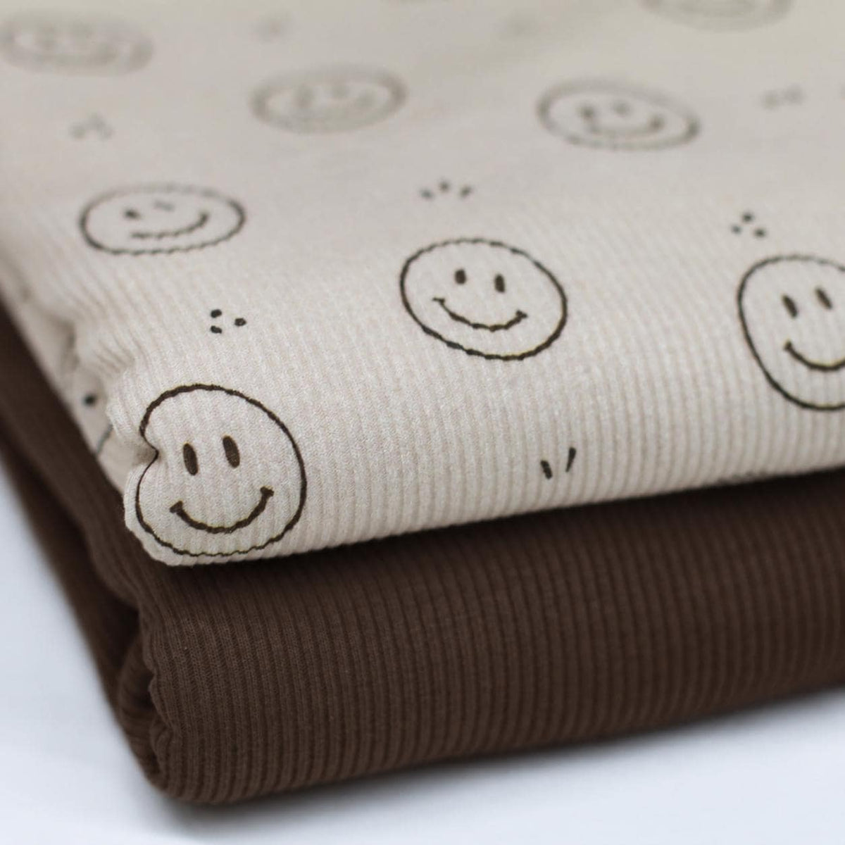 Smiley Cool Rippstrick Jersey Stoff lässig | Baumwoll Jersey mit Lycra | Rib Jersey Stretch Stoff | Rippstoff Meterware | Stoff für Jungs